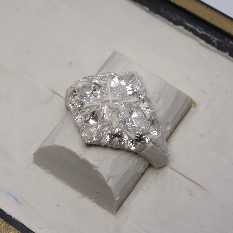 オーダーの流れのクレイモデル