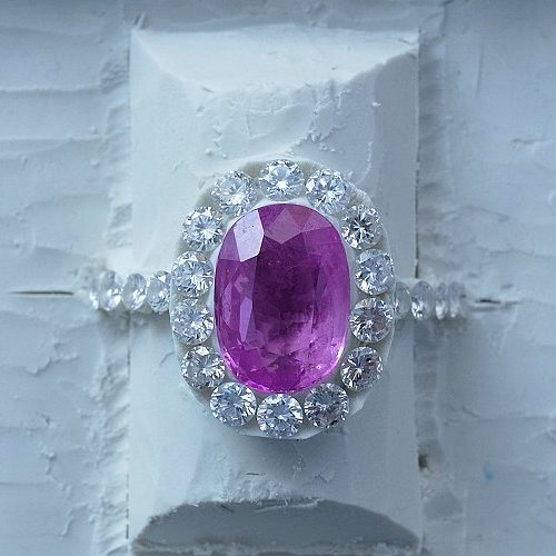 オーダーの流れのクレイモデルサファイアリング